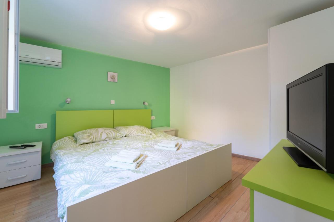 Apartment Fly Split Buitenkant foto
